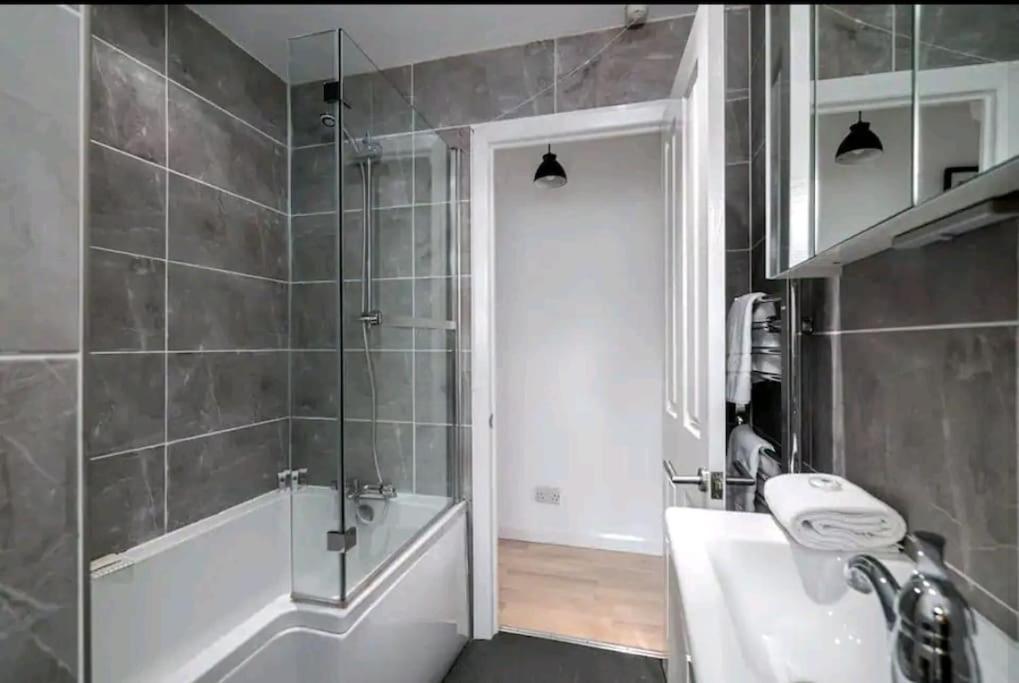 Сasa de vacaciones 2 Bedroom Canal View, Near Kings Cross & Camden